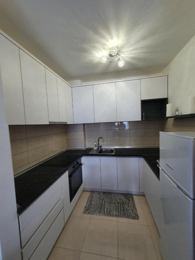 Sunshine Appartement Trebinje Buitenkant foto